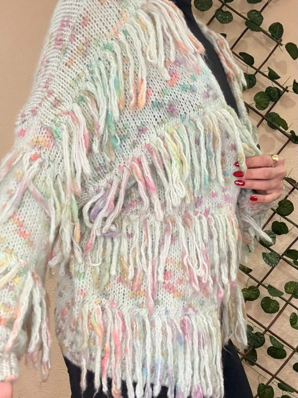 Cardigan com franjas