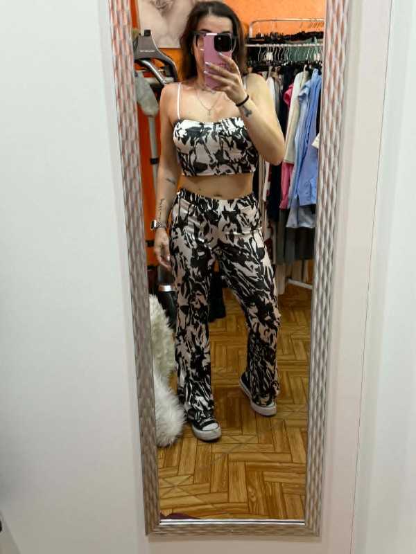 Top + Calça com padrão